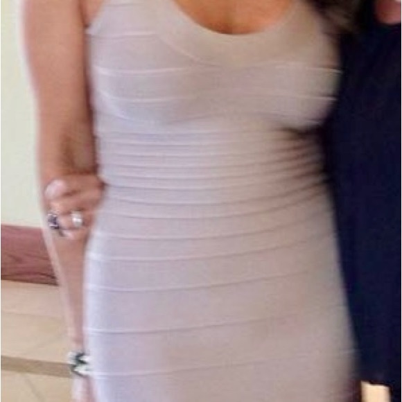 HERVE LEGER BEIGE BANDED KNEE LENGTH DRESS SMALL - Picture 3 of 4